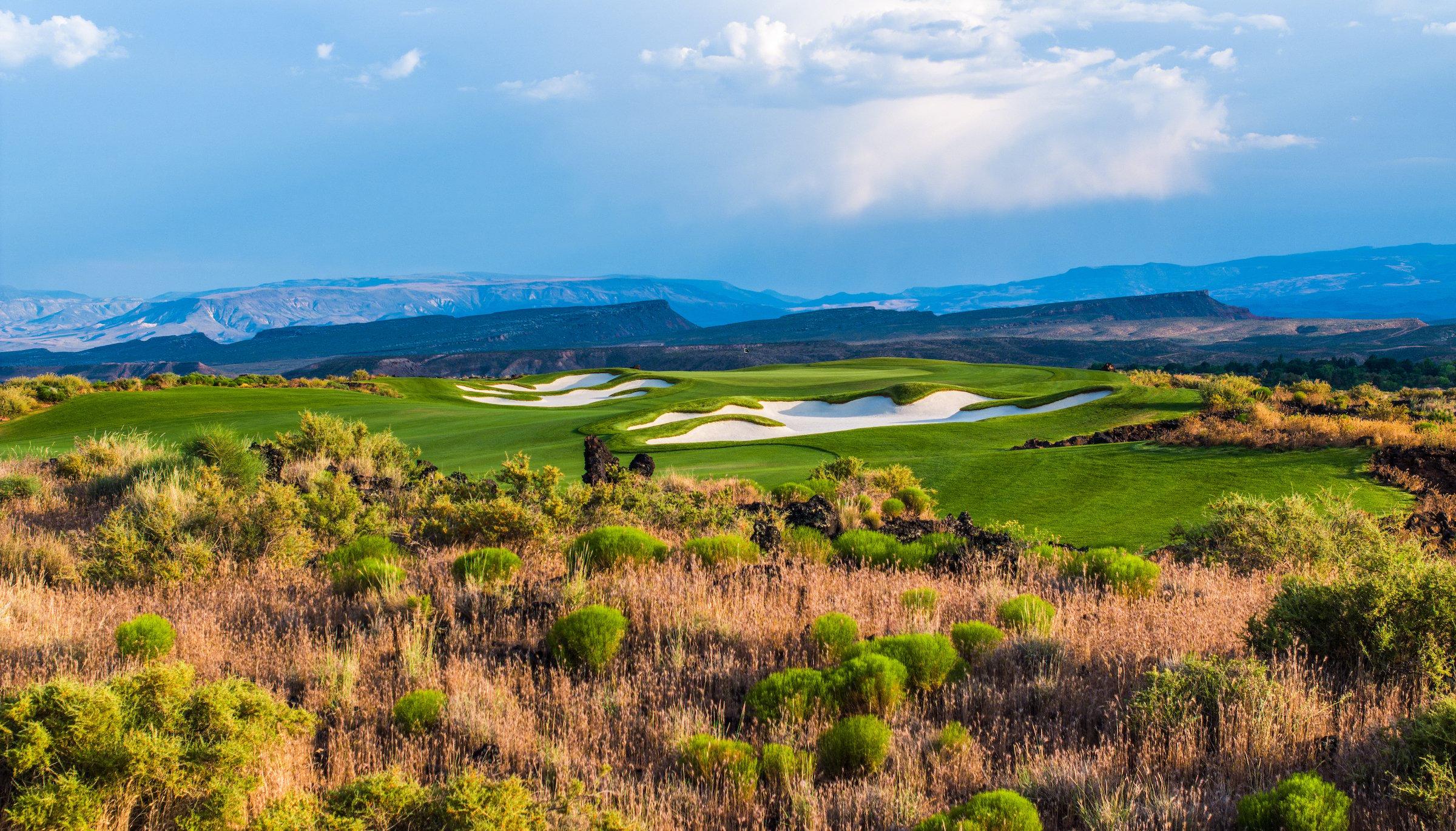 Hole 1 at Black Desert Golf Course