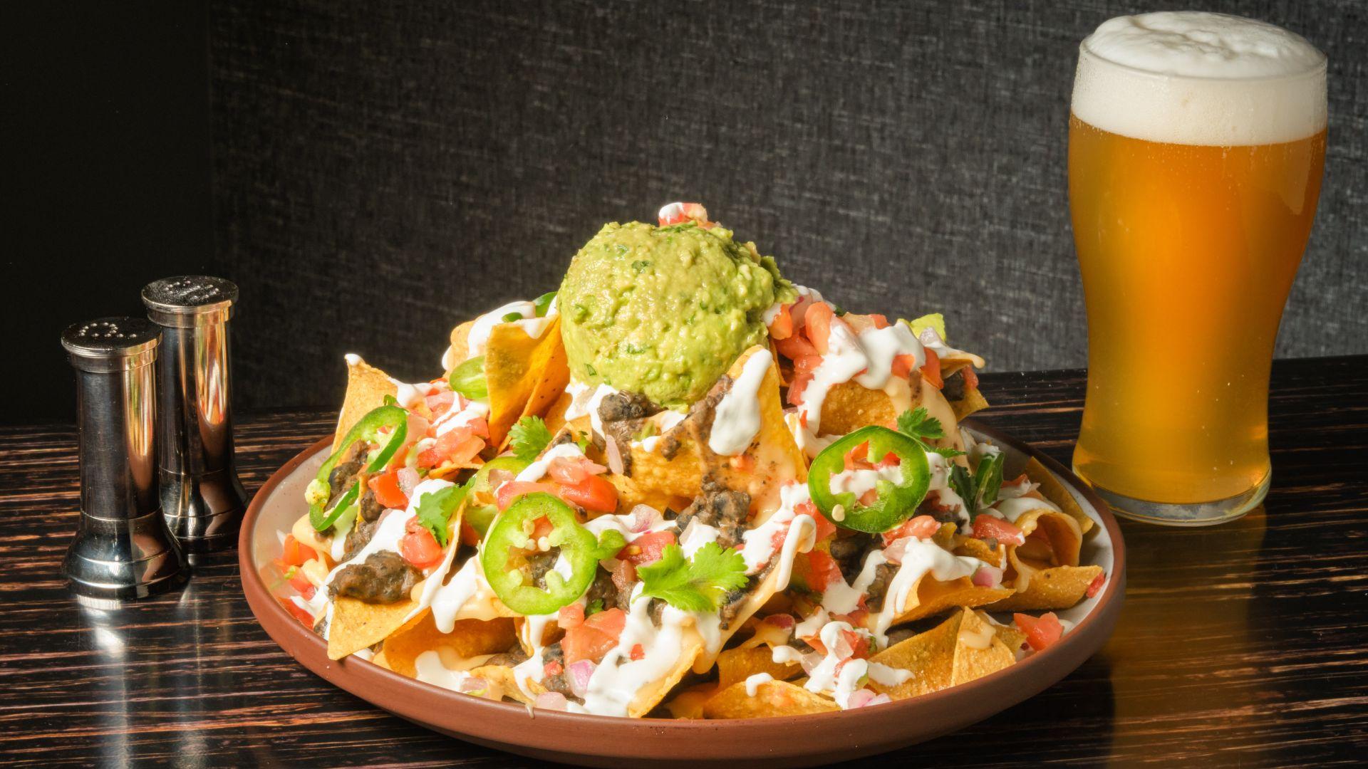 20th hole nachos and beer